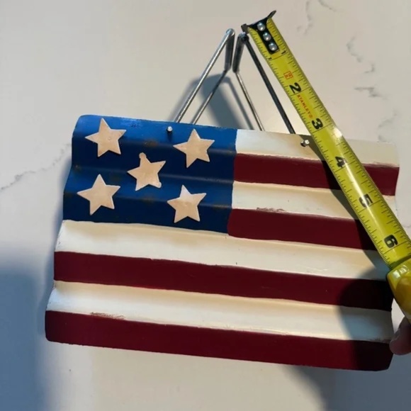 Russ Berrie | Vintage Handpainted USA Patriotic Flag Metal Utensil Basket - Picture 10 of 10
